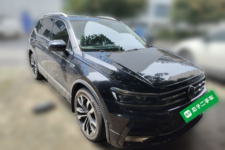 Used Volkswagen Tiguan L 2019 330TSI Automatic Two-Wheel Drive R-Line Flagship Model China VI Standard Front Right 45 Deg