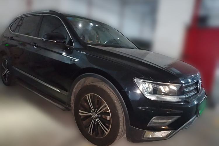 Used Volkswagen Tiguan L 2019 330TSI Automatic Two-Wheel Drive Panoramic Comfort Edition China VI Standard Front Right 45 Deg