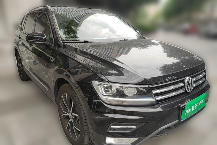 Used Volkswagen Tiguan L 2019 330TSI Automatic Two-Wheel Drive Smart Luxury Version China V Emission Standard Front Right 45 Deg