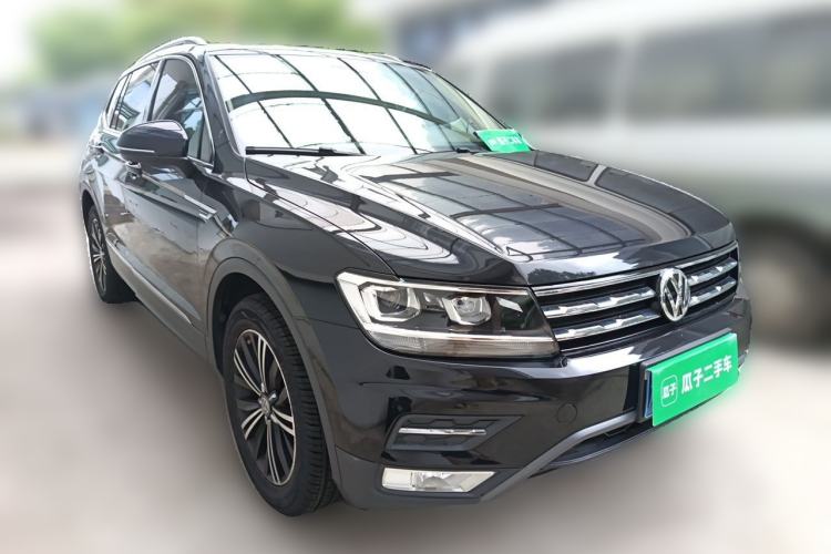 Used Volkswagen Tiguan L 2019 330TSI Automatic Two-Wheel Drive Panoramic Comfort Edition China V Standard Front Right 45 Deg