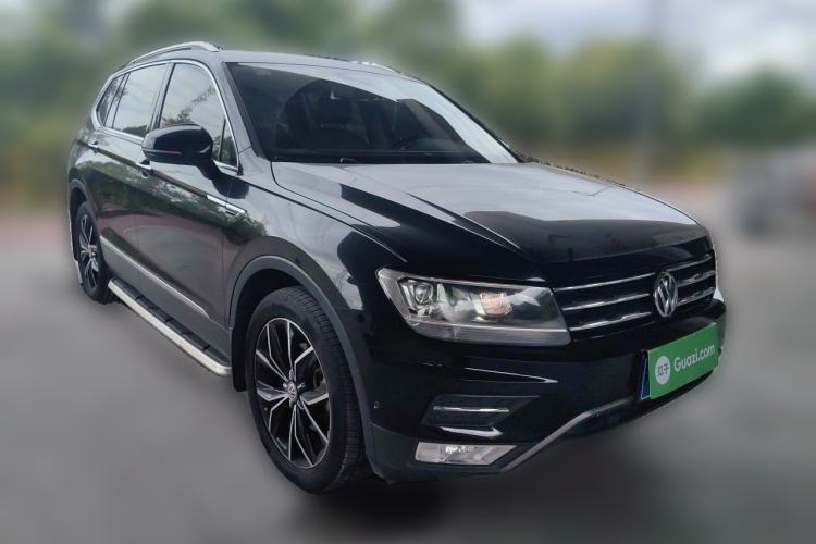 Used Volkswagen Tiguan L 2019 Revised 330TSI Automatic Two-Wheel Drive Smart & Luxury Edition China VI Standard Front Right 45 Deg