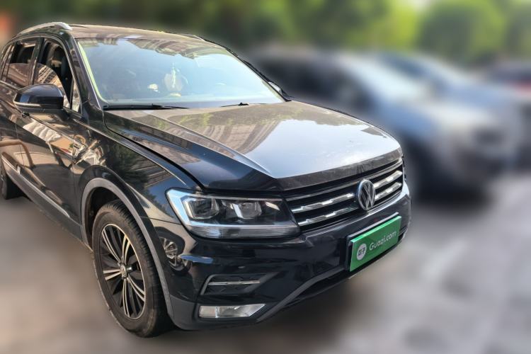 Used Volkswagen Tiguan L 2019 330TSI Automatic Two-Wheel Drive Panoramic Comfort Edition China VI Standard Front Right 45 Deg