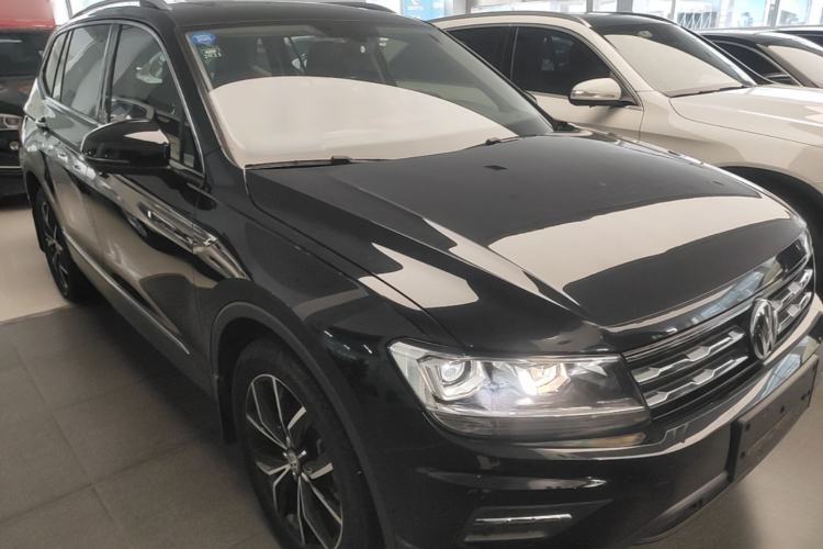 Used Volkswagen Tiguan L 2019 330TSI Automatic Two-Wheel Drive Smart Luxury Version China VI Standard Front Right 45 Deg