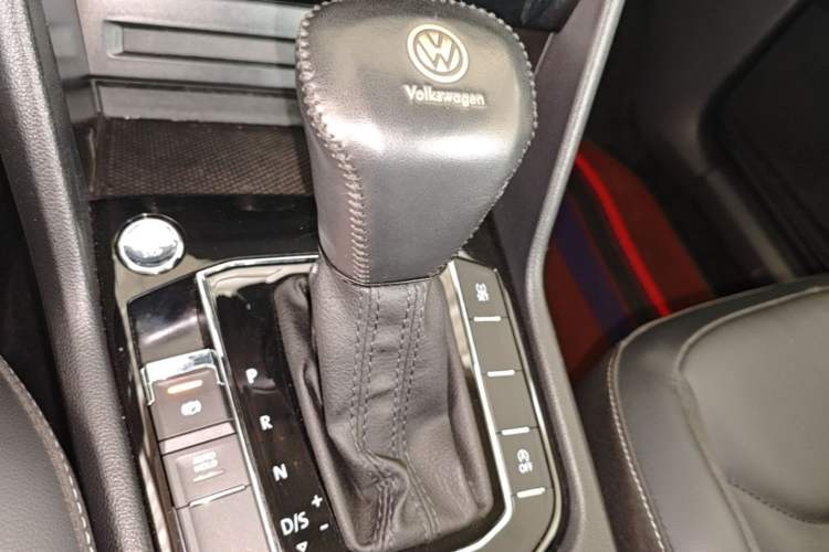 Used Volkswagen Tiguan L 2019 280TSI Automatic Two-Wheel Drive Panoramic Comfort Edition China VI Standard Gear Lever