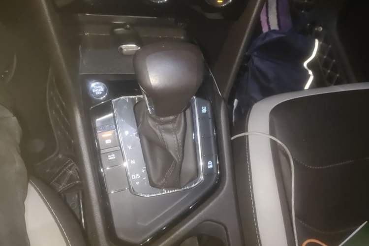 Used Volkswagen Tiguan L 2019 280TSI Automatic Two-Wheel Drive Panoramic Comfort Edition China V Standard Gear Lever