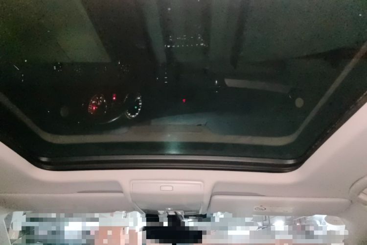 Used Volkswagen Tiguan L 2019 330TSI Automatic Two-Wheel Drive Smart Luxury Version China VI Standard Headliner
