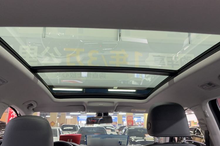 Used Volkswagen Tiguan L 2019 330TSI Automatic Two-Wheel Drive Panoramic Comfort Edition China V Standard Headliner