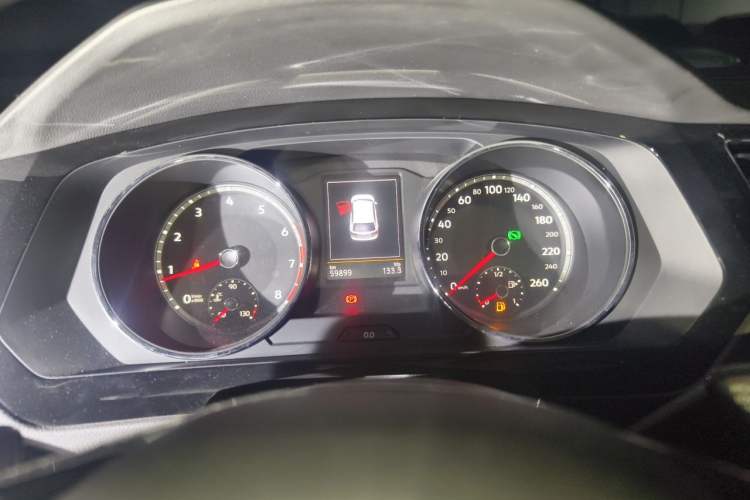 Used Volkswagen Tiguan L 2019 330TSI Automatic Two-Wheel Drive Smart Luxury Version China V Emission Standard Instrument Cluster