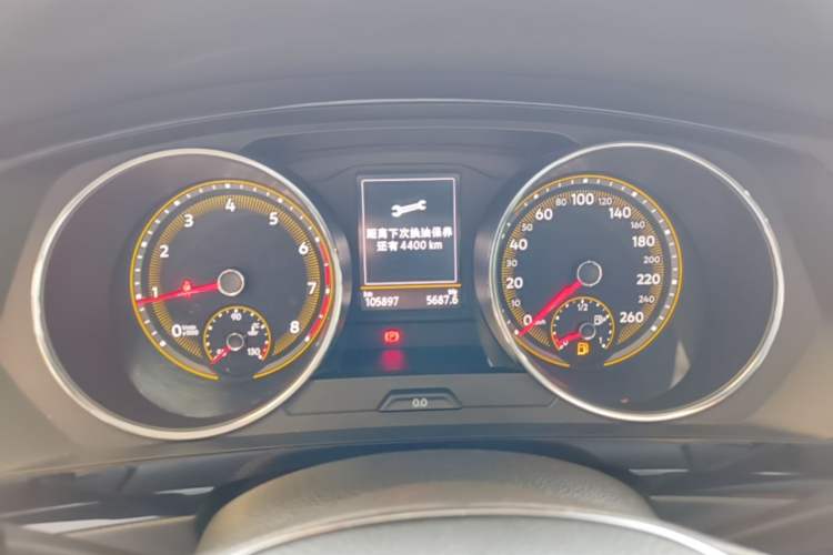 Used Volkswagen Tiguan L 2019 Revised 330TSI Automatic Two-Wheel Drive Smart & Luxury Edition China VI Standard Instrument Cluster