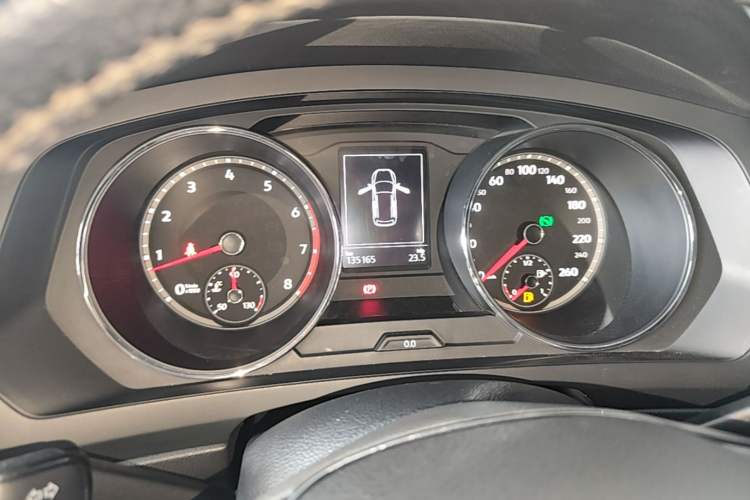 Used Volkswagen Tiguan L 2019 330TSI Automatic Two-Wheel Drive Luxury Edition China V Standard Instrument Cluster