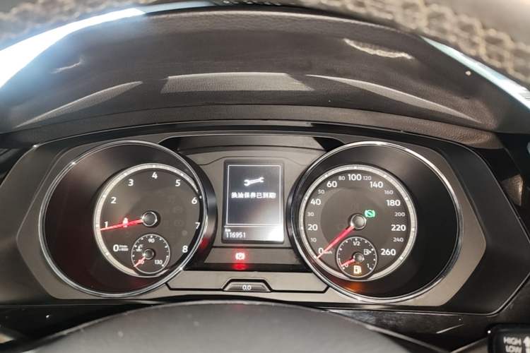 Used Volkswagen Tiguan L 2019 330TSI Automatic Two-Wheel Drive Smart Luxury Version China V Emission Standard Instrument Cluster