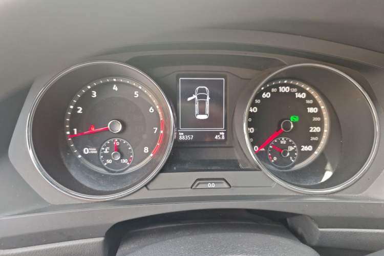 Used Volkswagen Tiguan L 2019 330TSI Automatic Two-Wheel Drive Luxury Edition China V Standard Instrument Cluster