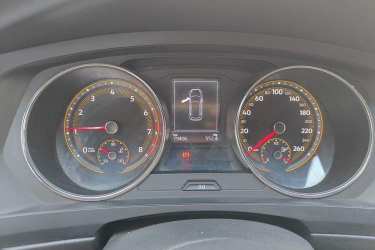 Used Volkswagen Tiguan L 2019 330TSI Automatic Two-Wheel Drive Luxury Edition China VI Standard Instrument Cluster