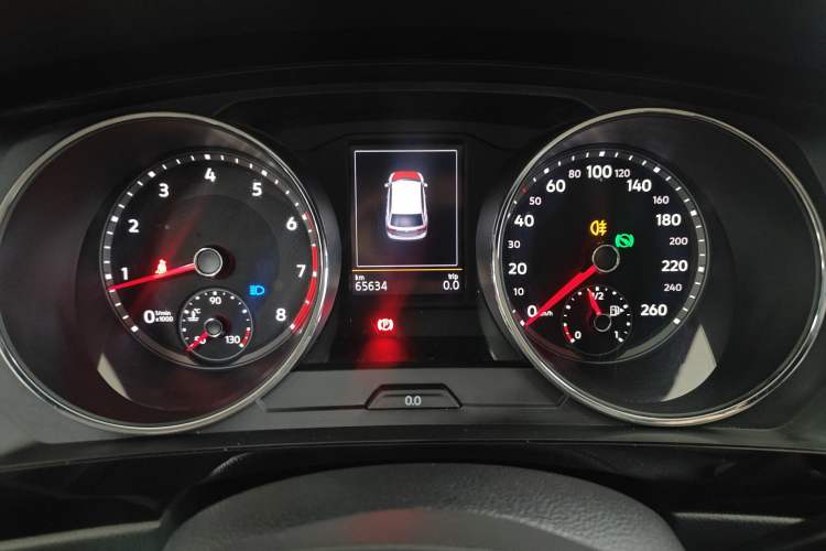 Used Volkswagen Tiguan L 2019 330TSI Automatic Two-Wheel Drive Panoramic Comfort Edition China V Standard Instrument Cluster