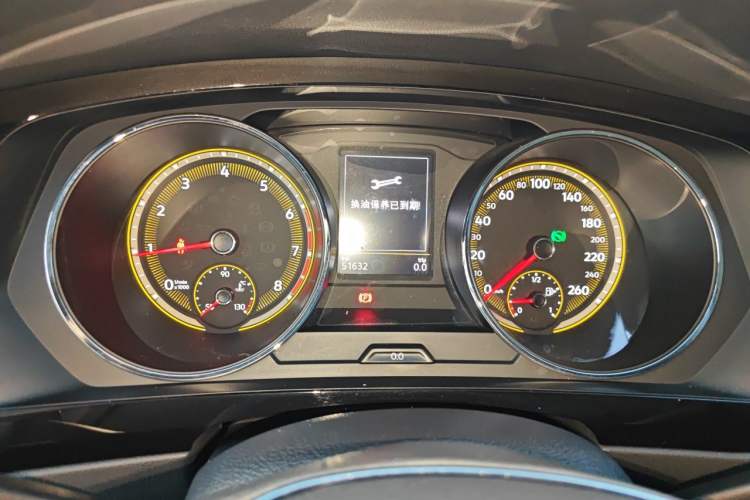 Used Volkswagen Tiguan L 2019 330TSI Automatic Two-Wheel Drive Panoramic Comfort Edition China VI Standard Instrument Cluster