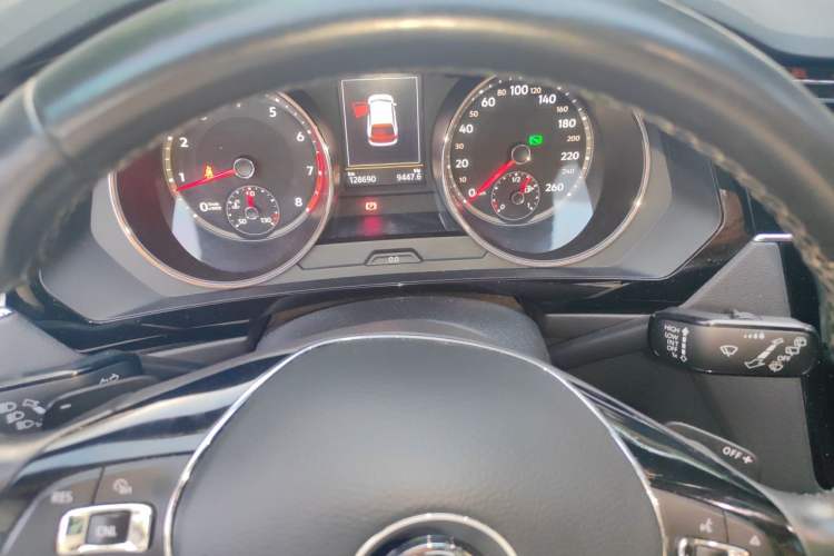 Used Volkswagen Tiguan L 2019 330TSI Automatic Two-Wheel Drive Smart Luxury Version China V Emission Standard Instrument Cluster