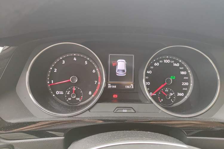 Used Volkswagen Tiguan L 2019 330TSI Automatic Two-Wheel Drive Smart Luxury Version China V Emission Standard Instrument Cluster