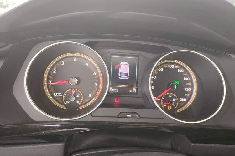 Used Volkswagen Tiguan L 2019 Updated Version 330TSI Automatic Two-Wheel Drive Panoramic Comfort Edition China VI Standard Instrument Cluster