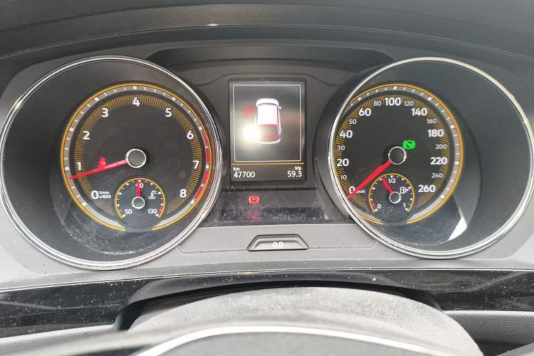 Used Volkswagen Tiguan L 2019 Revised Version 280TSI Automatic Two-Wheel Drive Panoramic Comfort Edition China VI Standard Instrument Cluster