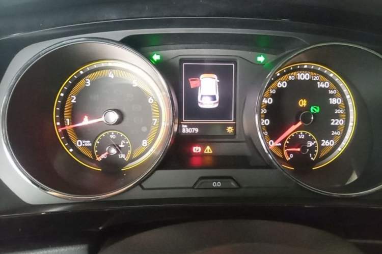 Used Volkswagen Tiguan L 2019 Updated Version 330TSI Automatic Two-Wheel Drive Panoramic Comfort Edition China VI Standard Instrument Cluster
