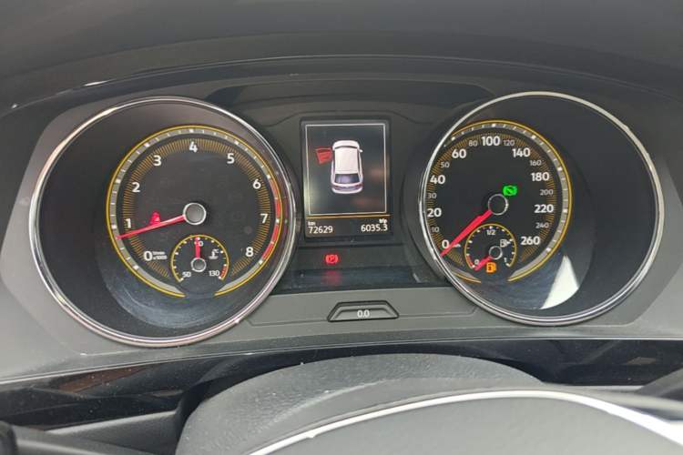 Used Volkswagen Tiguan L 2019 Revised 330TSI Automatic Two-Wheel Drive Smart & Luxury Edition China VI Standard Instrument Cluster