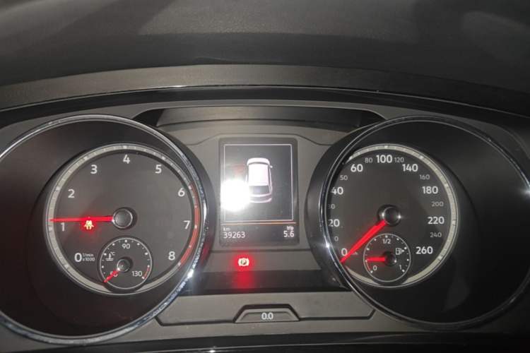 Used Volkswagen Tiguan L 2019 330TSI Automatic Two-Wheel Drive Smart Luxury Version China VI Standard Instrument Cluster