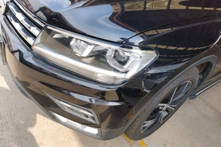 Used Volkswagen Tiguan L 2019 Revised 330TSI Automatic Two-Wheel Drive Smart & Luxury Edition China VI Standard Left Front Headlight