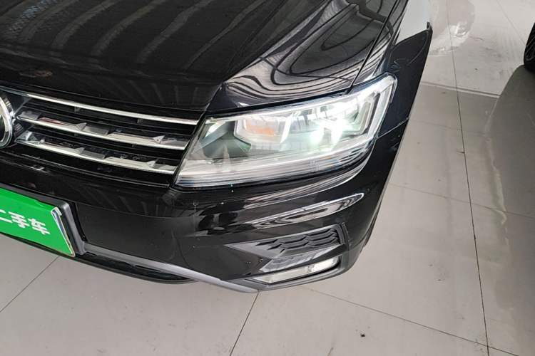 Used Volkswagen Tiguan L 2019 330TSI Automatic Two-Wheel Drive Luxury Edition China V Standard Left Front Headlight