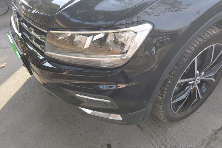 Used Volkswagen Tiguan L 2019 Revised 330TSI Automatic Two-Wheel Drive Smart & Luxury Edition China VI Standard Left Front Headlight