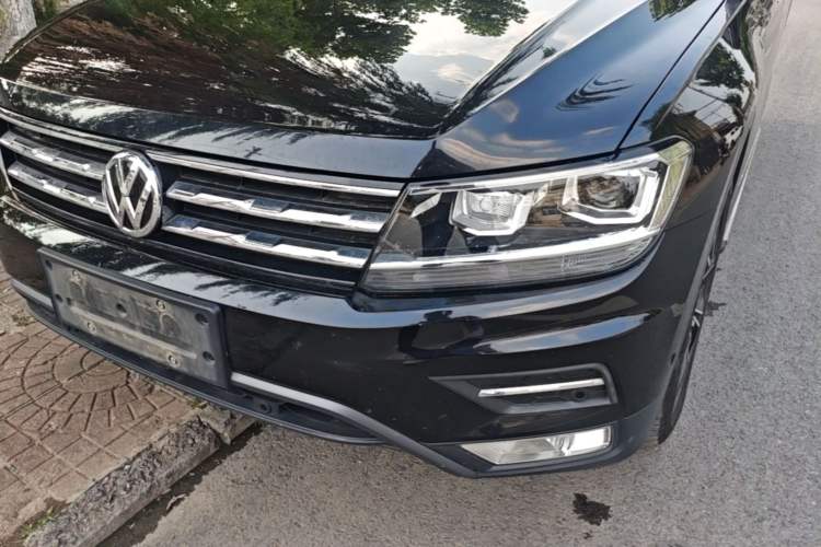 Used Volkswagen Tiguan L 2019 Revised 330TSI Automatic Two-Wheel Drive Smart & Luxury Edition China VI Standard Left Front Headlight