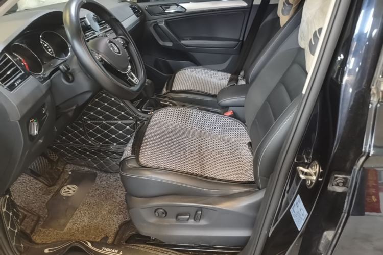Used Volkswagen Tiguan L 2019 330TSI Automatic Two-Wheel Drive Panoramic Comfort Edition China VI Standard Left Front Seat