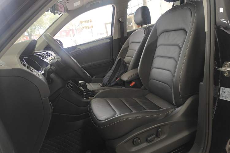 Used Volkswagen Tiguan L 2019 330TSI Automatic Two-Wheel Drive Panoramic Comfort Edition China V Standard Left Front Seat