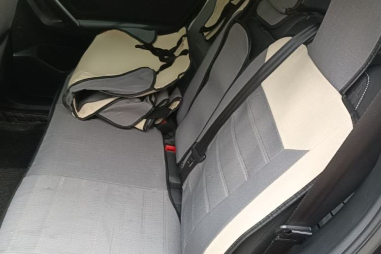 Used Volkswagen Tiguan L 2019 330TSI Automatic Two-Wheel Drive Luxury Edition China VI Standard Left Rear Seat