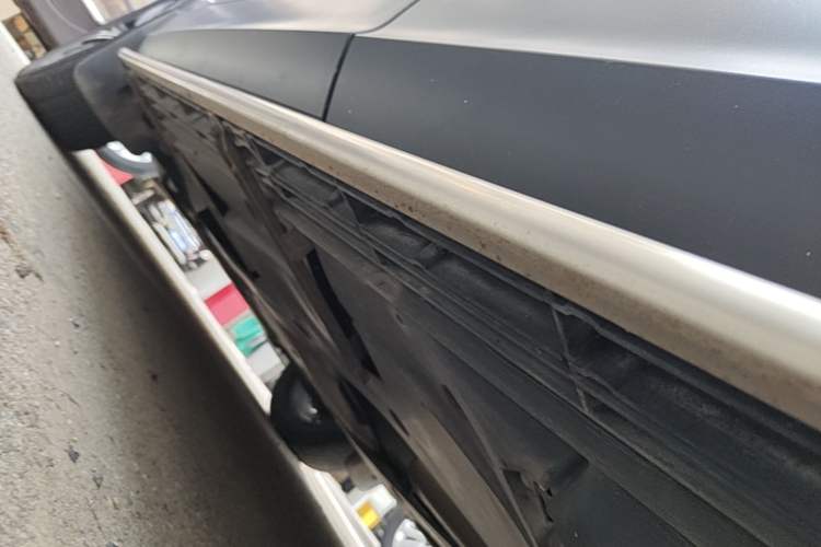 Used Volkswagen Tiguan L 2019 330TSI Automatic Two-Wheel Drive Luxury Edition China V Standard Left Side Sill