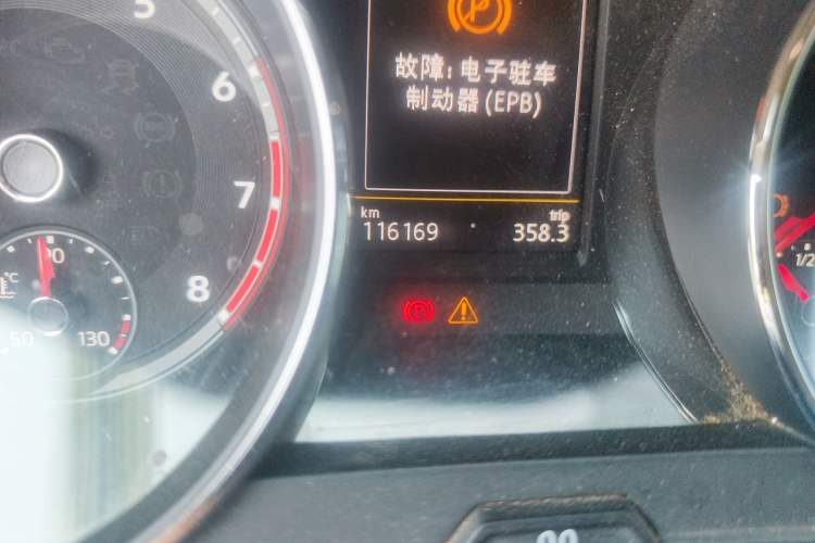 Used Volkswagen Tiguan L 2019 330TSI Automatic Two-Wheel Drive Panoramic Comfort Edition China VI Standard Odometer Close Up