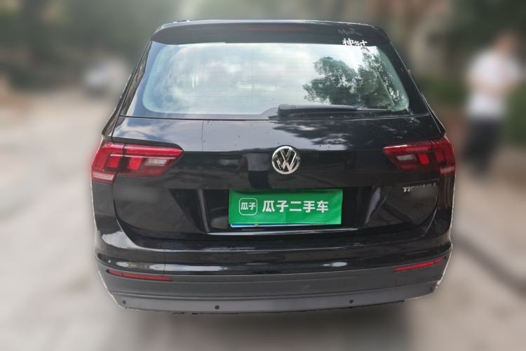 Used Volkswagen Tiguan L 2019 330TSI Automatic Two-Wheel Drive Luxury Edition China V Standard Rear