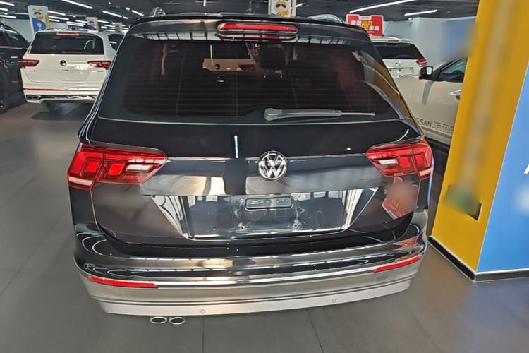Used Volkswagen Tiguan L 2019 330TSI Automatic Two-Wheel Drive Smart Luxury Version China V Emission Standard Rear