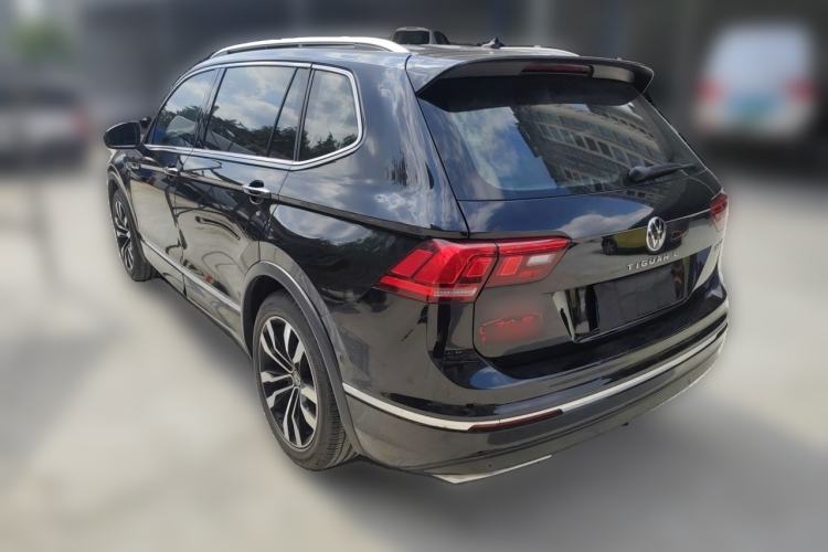 Used Volkswagen Tiguan L 2019 Restyled 330TSI Automatic Two-Wheel Drive R-Line Flagship Version China VI Standard Rear Left 45 Deg
