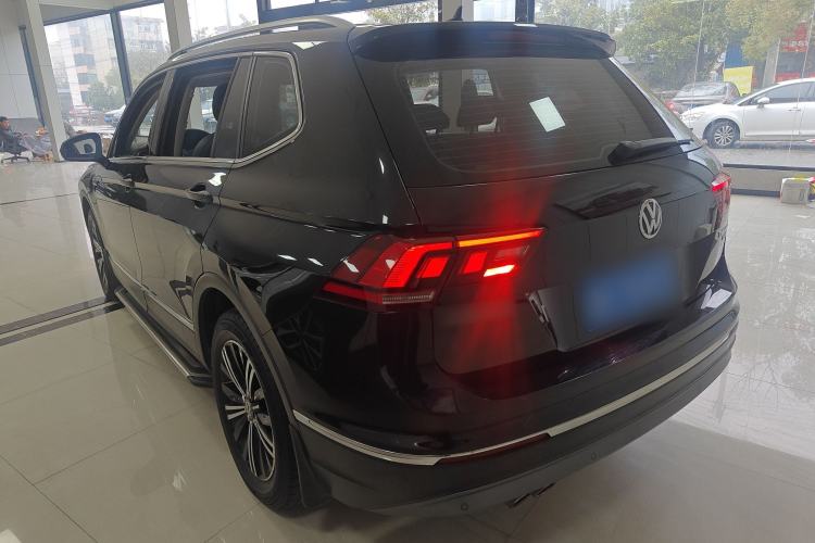 Used Volkswagen Tiguan L 2019 330TSI Automatic Two-Wheel Drive Panoramic Comfort Edition China V Standard Rear Left 45 Deg