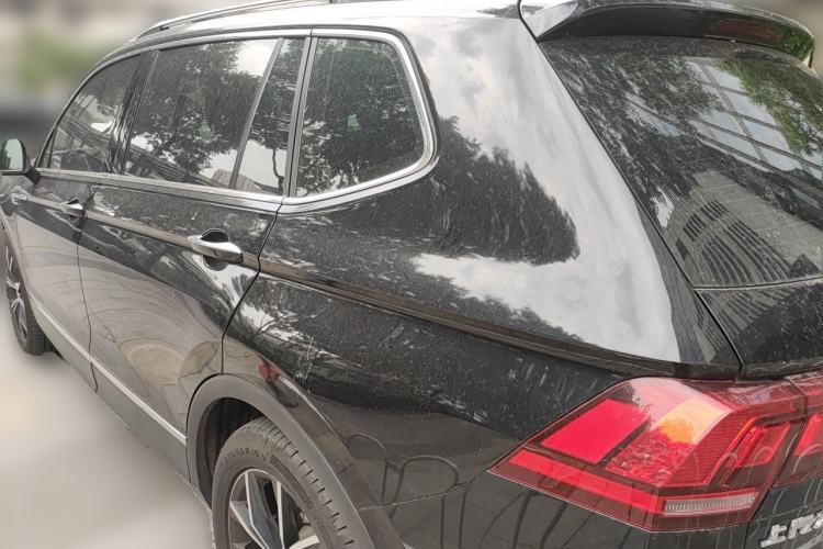 Used Volkswagen Tiguan L 2019 330TSI Automatic Two-Wheel Drive Smart Luxury Version China V Emission Standard Rear Left 45 Deg