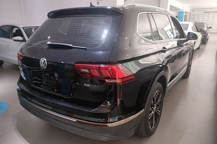 Used Volkswagen Tiguan L 2019 Updated Version 330TSI Automatic Two-Wheel Drive Panoramic Comfort Edition China VI Standard Rear Right 45 Deg