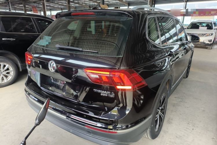 Used Volkswagen Tiguan L 2019 Updated Version 330TSI Automatic Two-Wheel Drive Panoramic Comfort Edition China VI Standard Rear Right 45 Deg