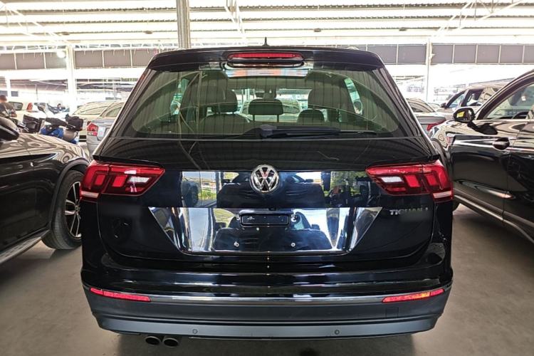 Used Volkswagen Tiguan L 2019 330TSI Automatic Two-Wheel Drive Smart Luxury Version China V Emission Standard Rear