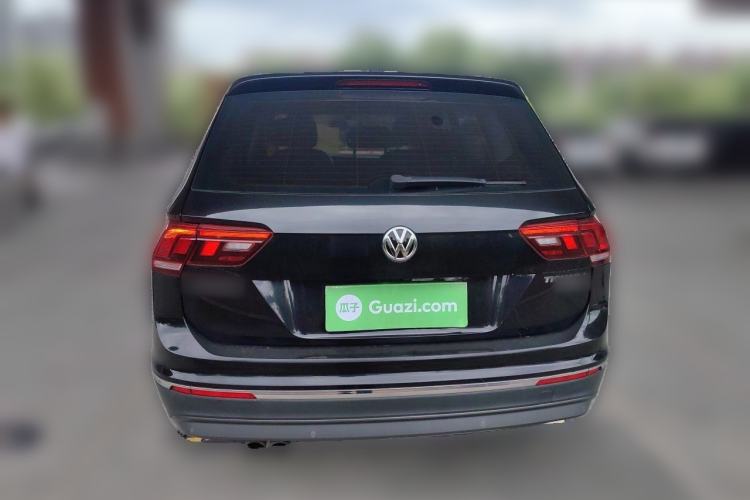 Used Volkswagen Tiguan L 2019 Revised 330TSI Automatic Two-Wheel Drive Smart & Luxury Edition China VI Standard Rear