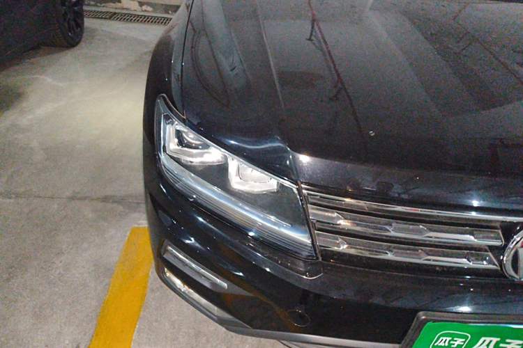 Used Volkswagen Tiguan L 2019 330TSI Automatic Two-Wheel Drive Panoramic Comfort Edition China VI Standard Right Front Headlight