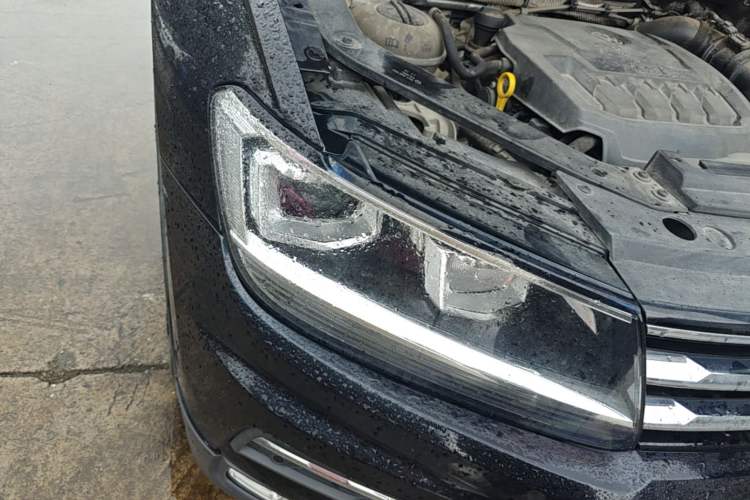 Used Volkswagen Tiguan L 2019 Revised 330TSI Automatic Two-Wheel Drive Smart & Luxury Edition China VI Standard Right Front Headlight