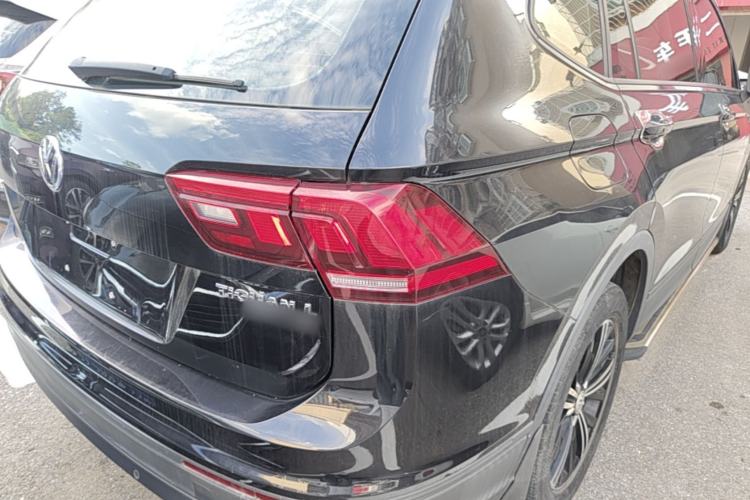 Used Volkswagen Tiguan L 2019 330TSI Automatic Two-Wheel Drive Luxury Edition China V Standard Right Rear Taillight