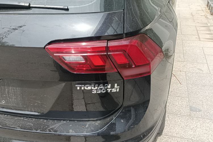 Used Volkswagen Tiguan L 2019 330TSI Automatic Two-Wheel Drive Luxury Edition China VI Standard Right Rear Taillight