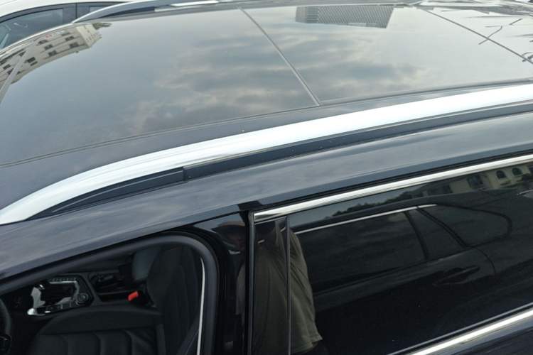 Used Volkswagen Tiguan L 2019 380TSI Automatic All-Wheel Drive Luxury Edition with 7 Seats China VI Standard Roof