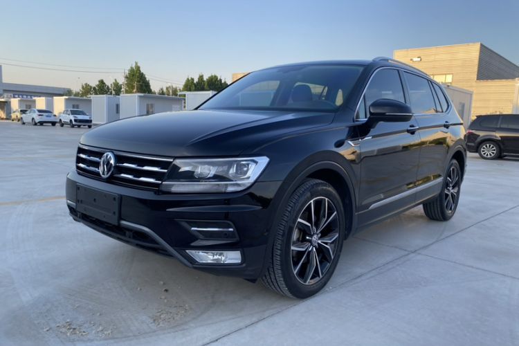 Used Volkswagen Tiguan L 2019 330TSI Automatic Two-Wheel Drive Smart Luxury Version China V Emission Standard Guazi used car, China used car export, Used car for sale, Used  cars, Cheapest cars for sale